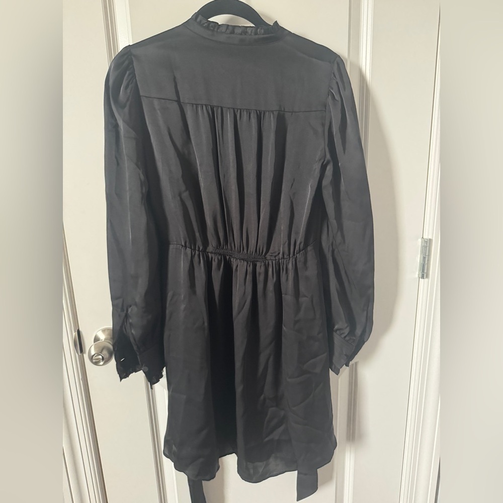 NWT Amour Vert Black Pleated Long Sleeve Dress Size.Small - Picture 4 of 4